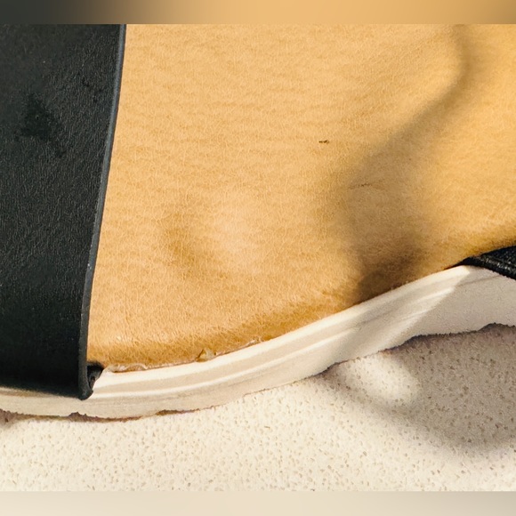 2 PAIR Women’s Size 9 Slide Sandals with Wedge Heel - Lightly Worn - Picture 4 of 8